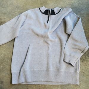 Junior's Ambridge Classics Sweater Size Small